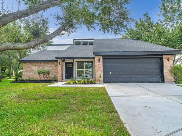 2627 Ferry Lndg, Sugar Land, TX 77478