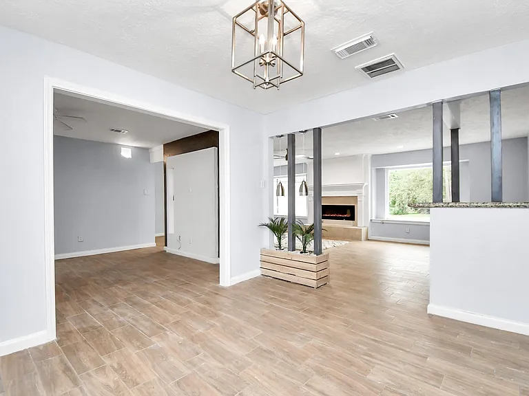 17903 Nanes Dr — Photo 16