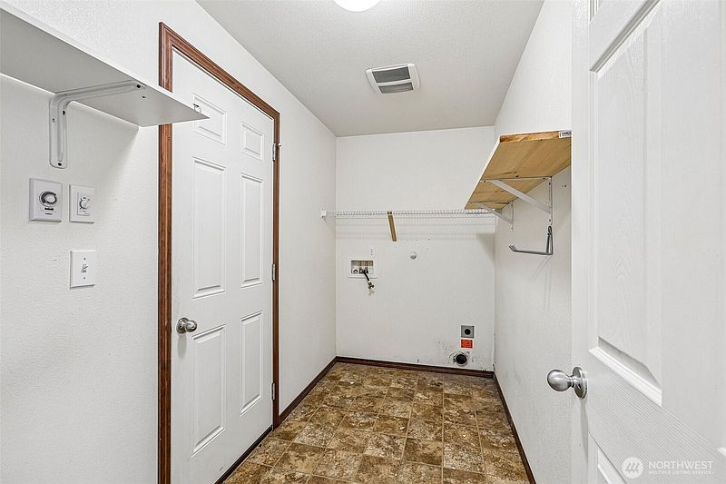 3rd image of 14626 47th Avenue NE
