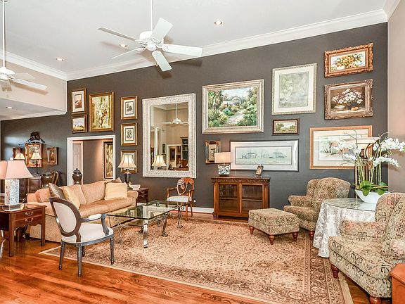 5th image of 277 Magnolia Crst
