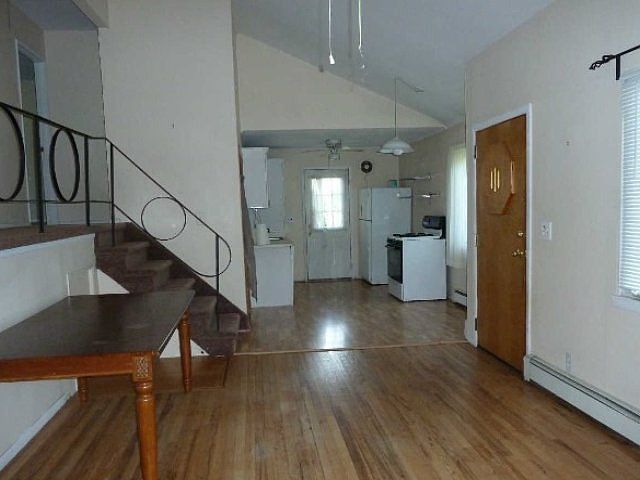 2nd image of 29 Clifford Ct