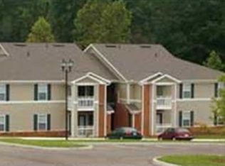 100 Ridgewood Ln, Radford, VA 24141