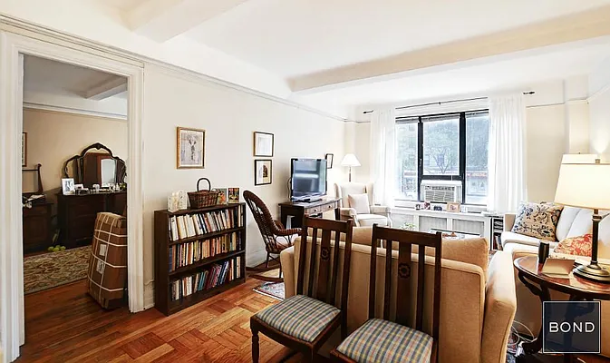 Rented by Bond New York | media 15