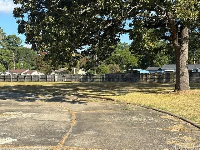 1st image of Georgetown Dr #11-8