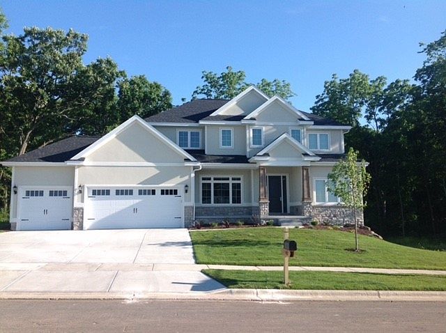 1st image of 9421 Ashworth Dr