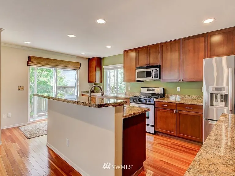8819 230th Way NE — Photo 6
