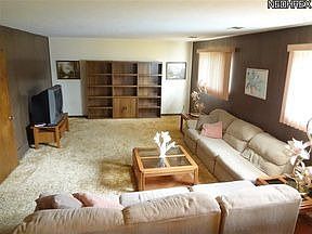 3rd image of 13952 Indian Creek Dr