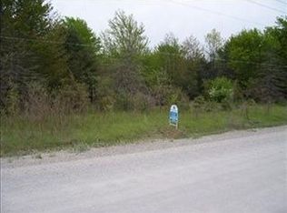 5592 S Quarterline Rd, Muskegon, MI 49444