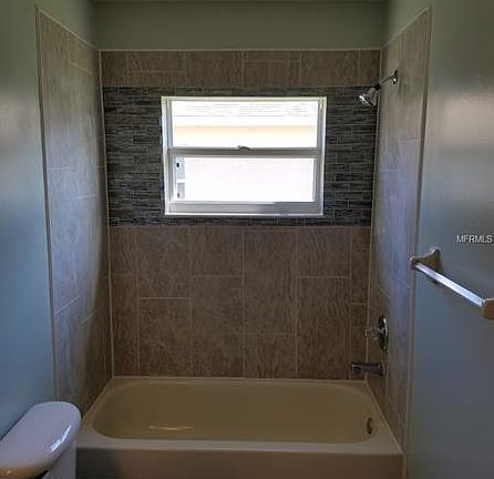 5th image of 3711 Lockridge Dr