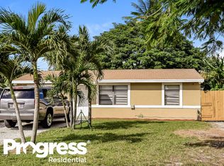 4387 Walnut St, West Palm Beach, FL 33406