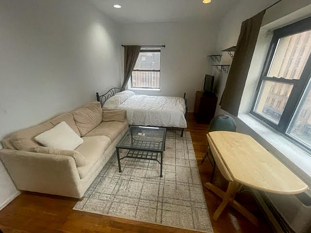 1st image of 348 E 49th St APT 6A