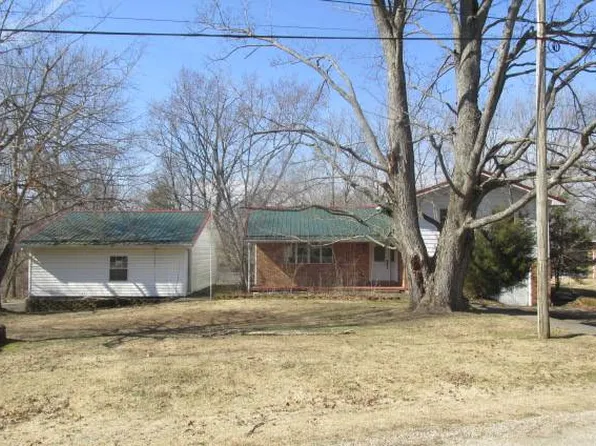 8894 Rosebud Blvd, Lawrenceville, IL 62439