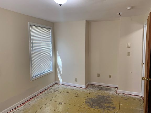 4th image of 711 S Lakeview Ave