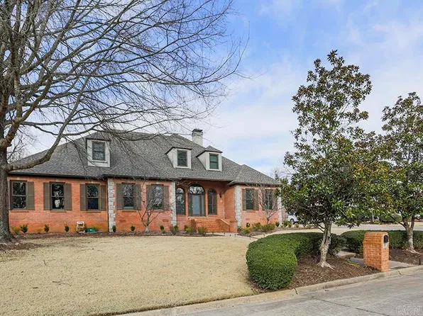 33 Bretagne Cir, Little Rock, AR 72223