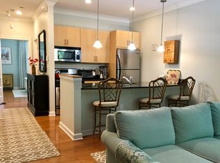 121 Green St UNIT 103, Jamaica Plain, MA 02130