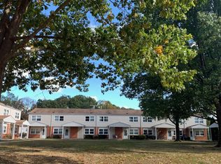 6 Eucalyptus Rd APT B, Annapolis, MD 21402