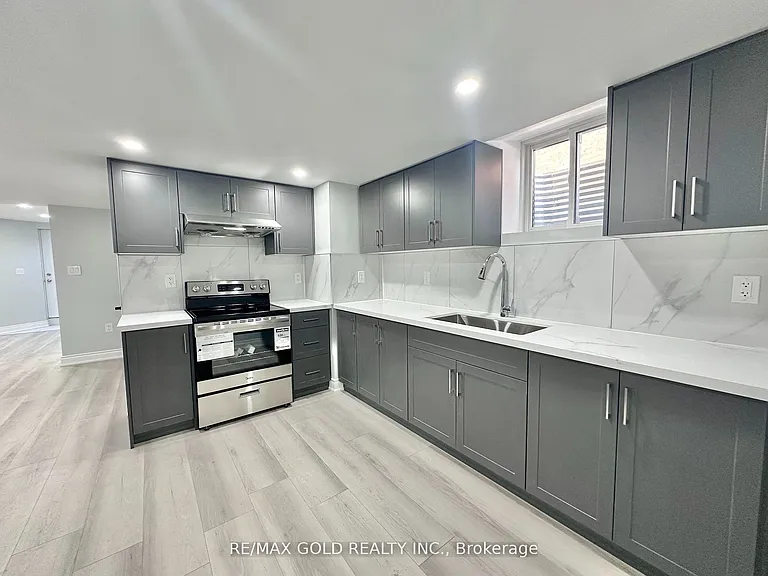555 Settlers Rd W #BASEMENT — Photo 9