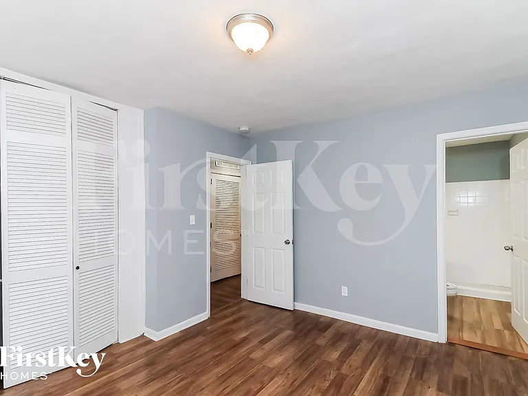 3453 Woods Dr — Photo 10