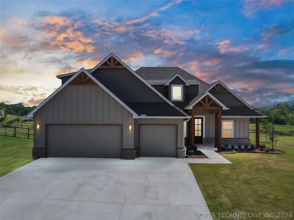 19021 Orchard Cir, Catoosa, OK 74015