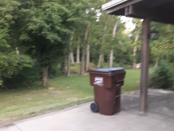 4th image of 15 New Uri Ave