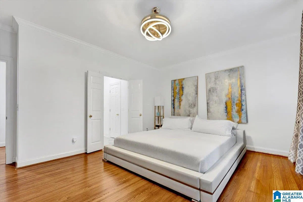 4 bed, 3.5 bath, $3,250 — Photo 3