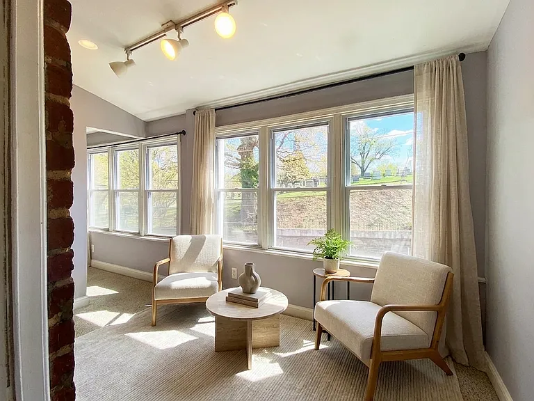 2519 N Capitol St NE — Photo 5