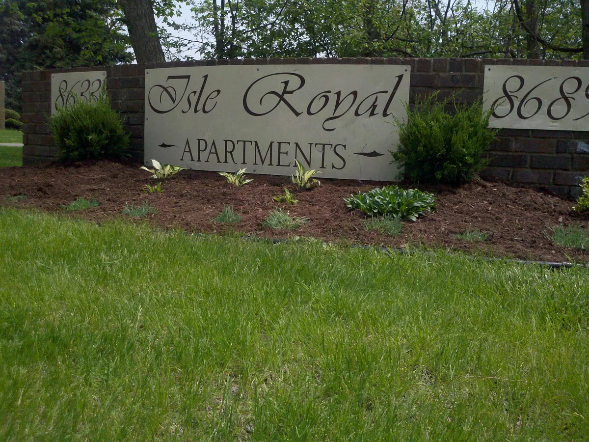 Building Photo - 8633 Macomb St #3
