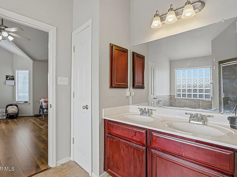 4613 Al Hernandez St — Photo 29