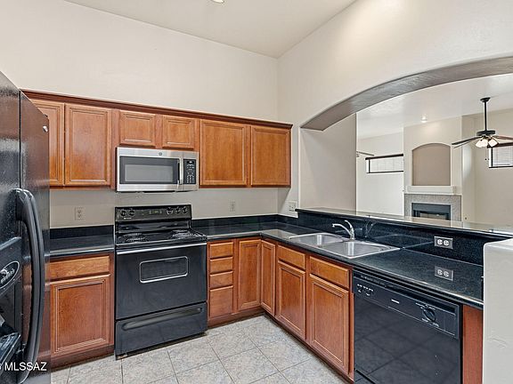 4th image of 5541 N Silver Stream Way