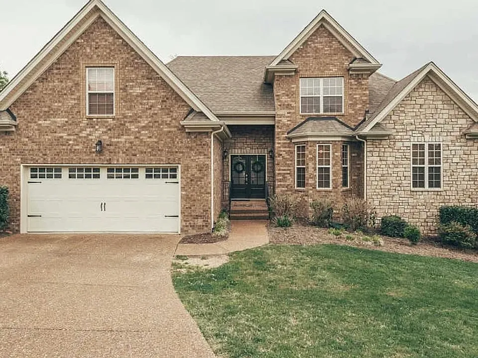 105 Chadwick Ct
