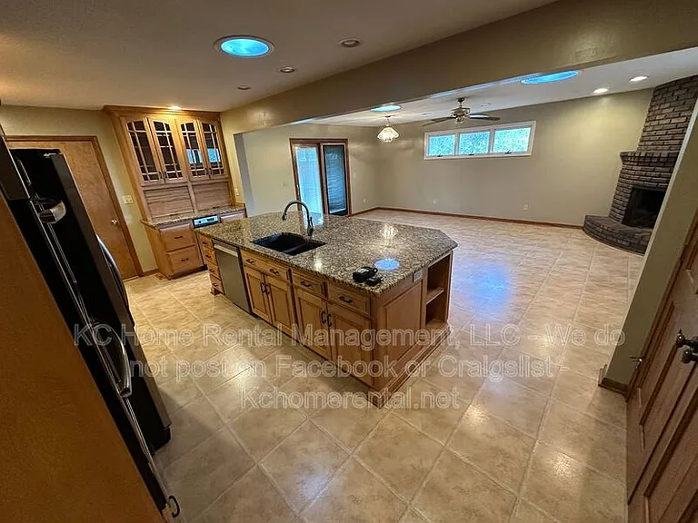 5423 Ballentine St — Photo 14