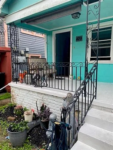 429 Pelican Ave — Photo 2