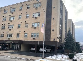 8245 Belmont Ave APT 4F, River Grove, IL 60171