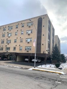 8245 Belmont Ave APT 4F, River Grove, IL, 60171