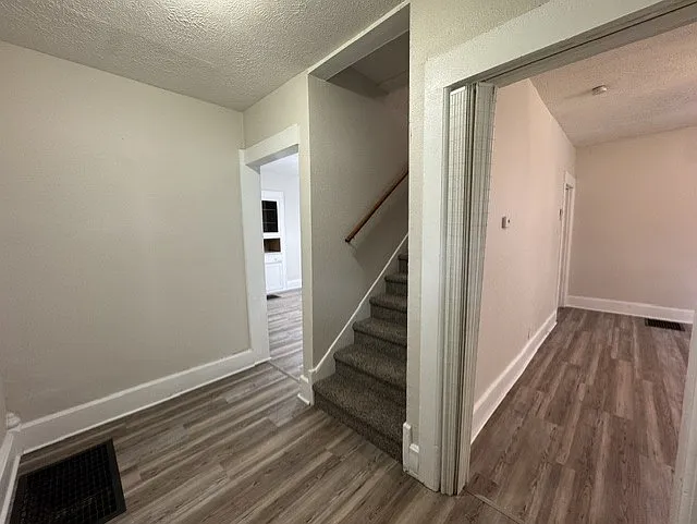 1531 S 8th St — Photo 5