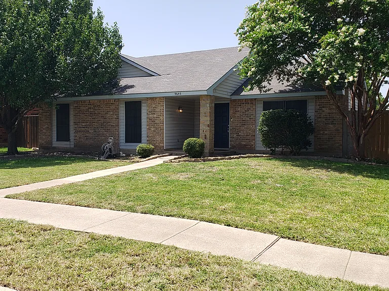 5640 Turner St — Photo 3