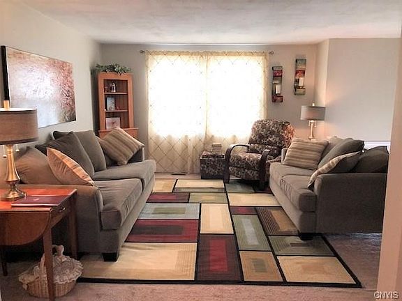 3rd image of 7597 Aster Dr