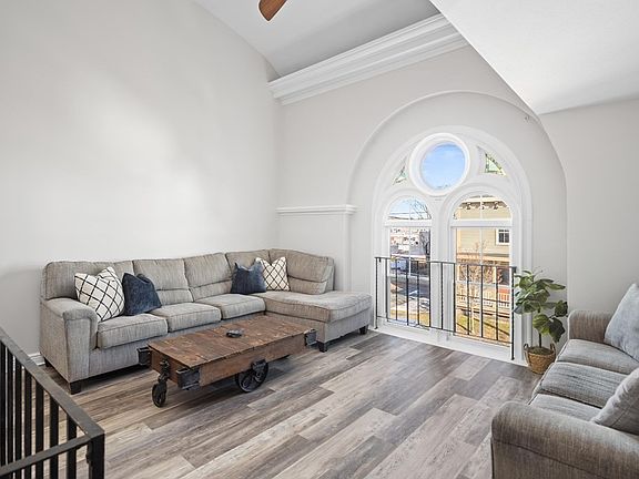 2nd image of 7 Park St APT 7