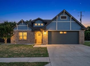 977 Sam St, Springtown, TX 76082