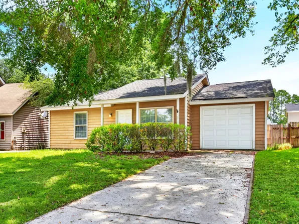 12 Belfair Dr, Savannah, GA 31419