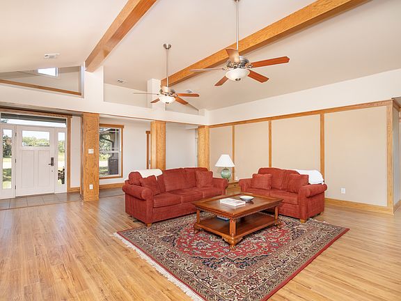 4th image of 800 Steapp Ln