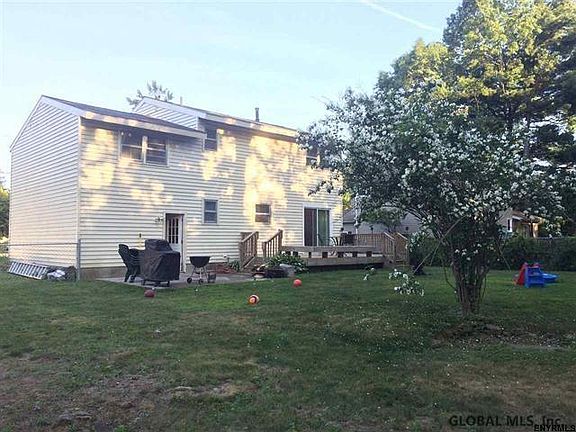 2nd image of 5 Lee Dr