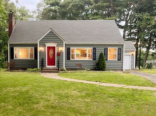 101 Olcott Dr, Manchester, CT 06040