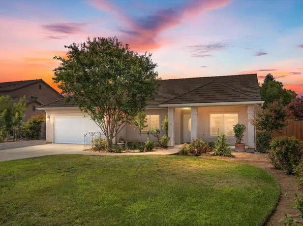 2001 E Country Court Court, Visalia, CA 93292