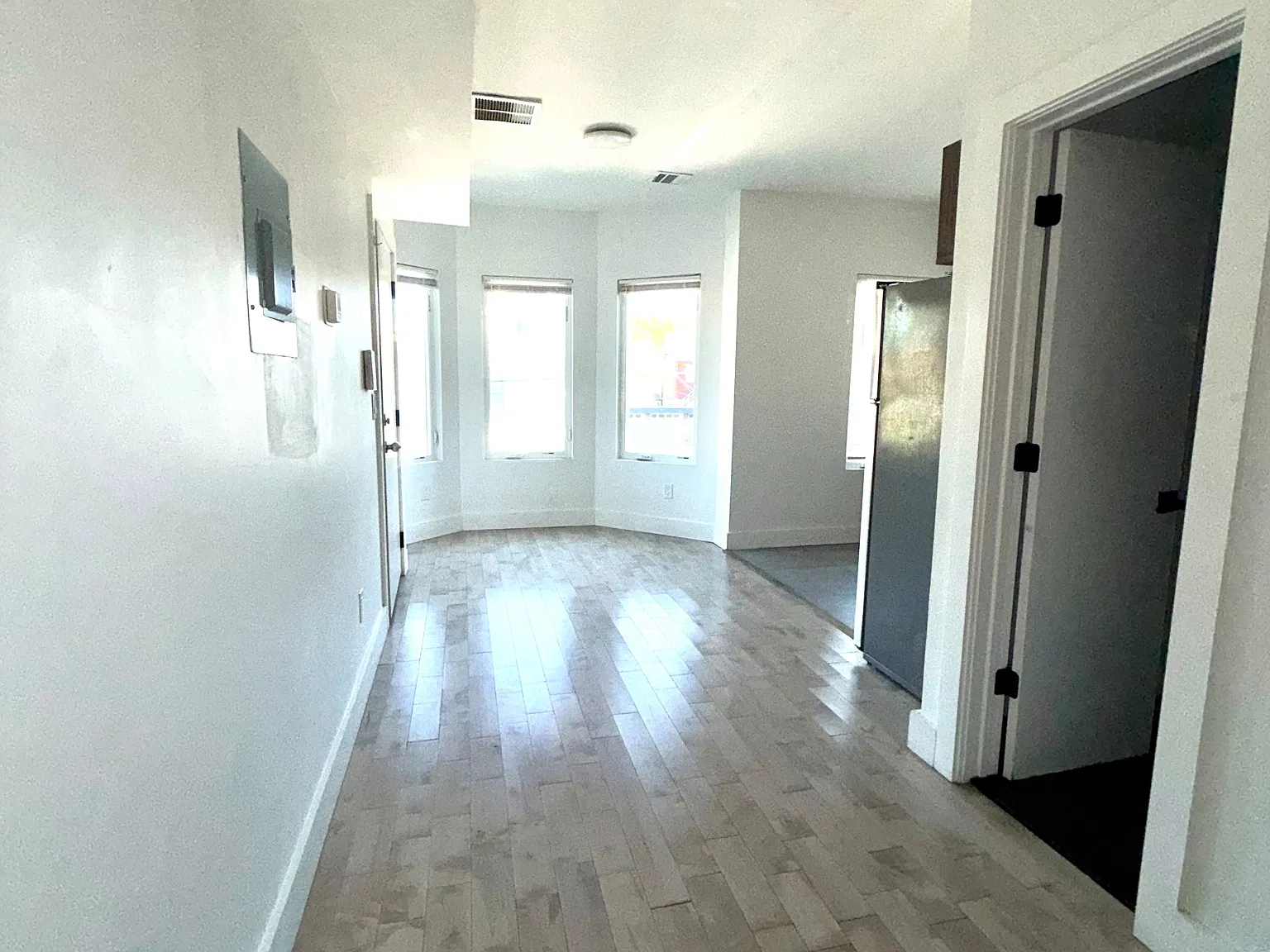 40 Johnston Ave — Photo 4