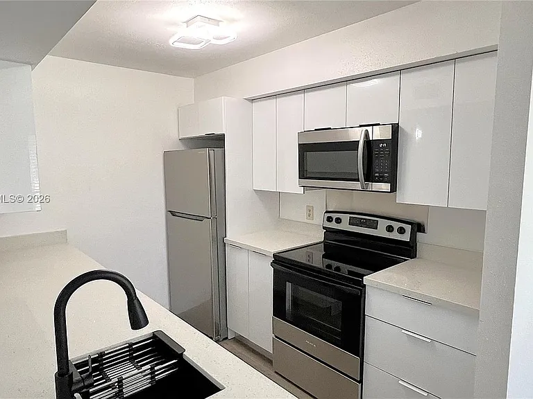 2485 NW 33rd St #1610 — Photo 3