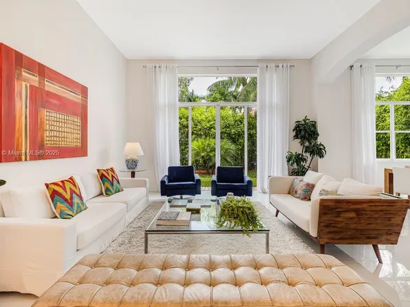 1604 Victoria Pointe Ln, Weston, FL 33327