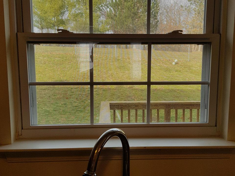 2nd image of 152 Windstone Dr