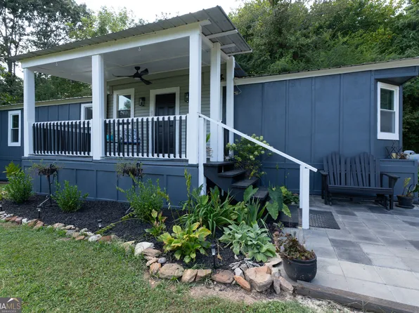 3180 Riverbend Rd, Demorest, GA 30535