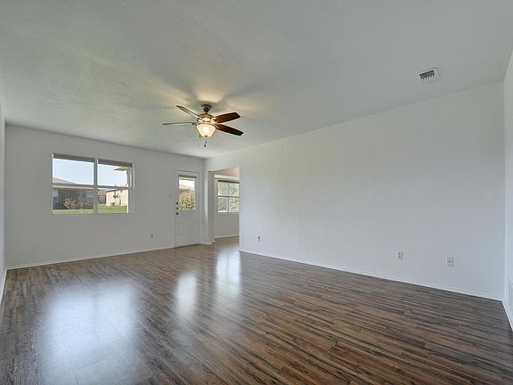 5th image of 4302 Waterproof Dr